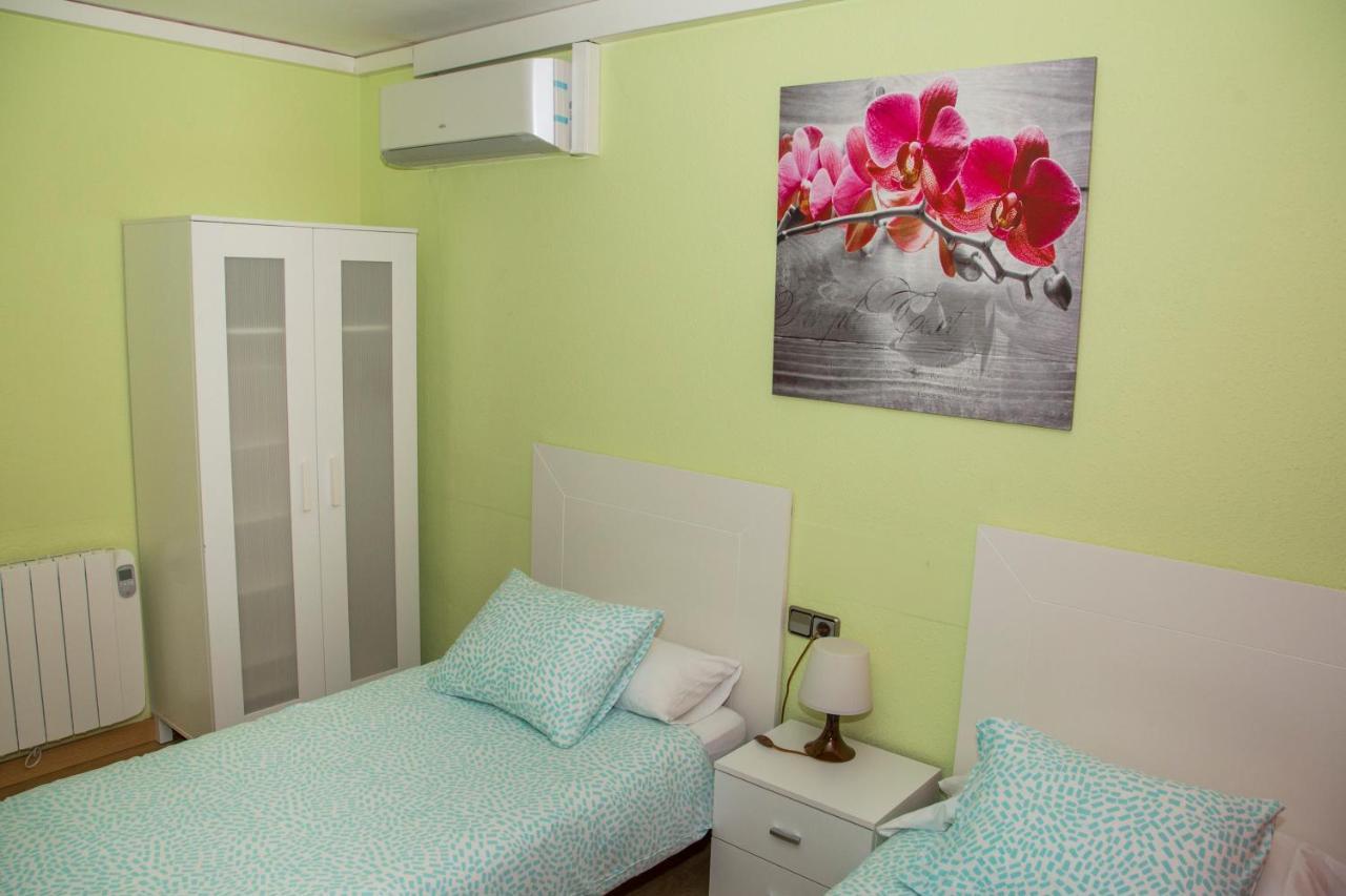 Apartamento Reus 1 - Parking Gratuito Εξωτερικό φωτογραφία
