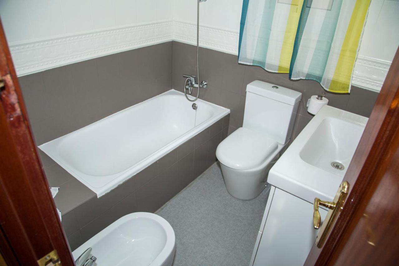 Apartamento Reus 1 - Parking Gratuito Εξωτερικό φωτογραφία